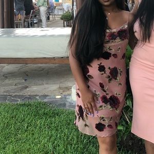 Floral vowel neck dress